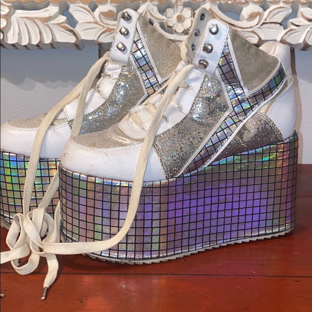 Bought used platform YRU boots